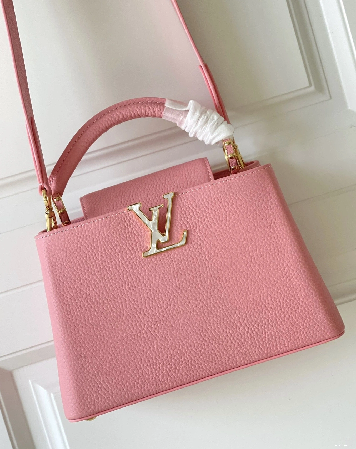 Affordable VUITTON LOUIS CAPUCINES BB 0715
